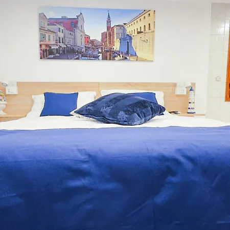 Blue Eyes Apartment *